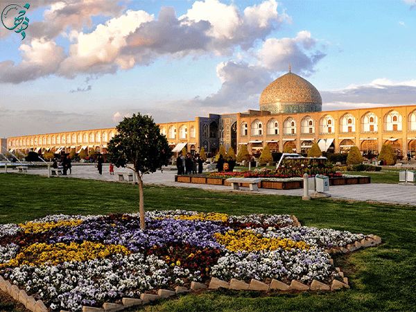 بازار نقش جهان اصفهان